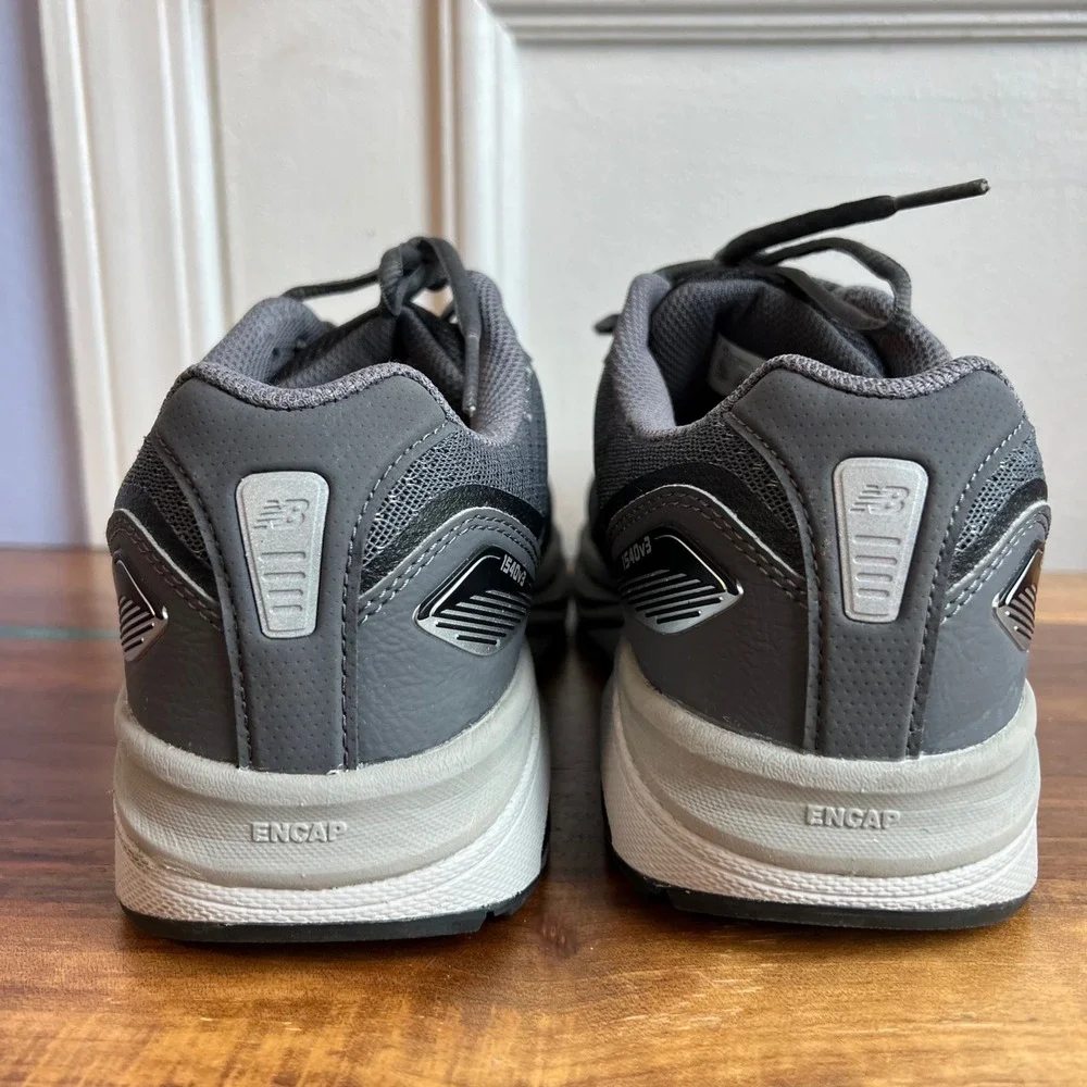 New Balance 1540v3 Running‎ Shoes Gym Black Castlerock Men's Size 8 US 41.5 EU